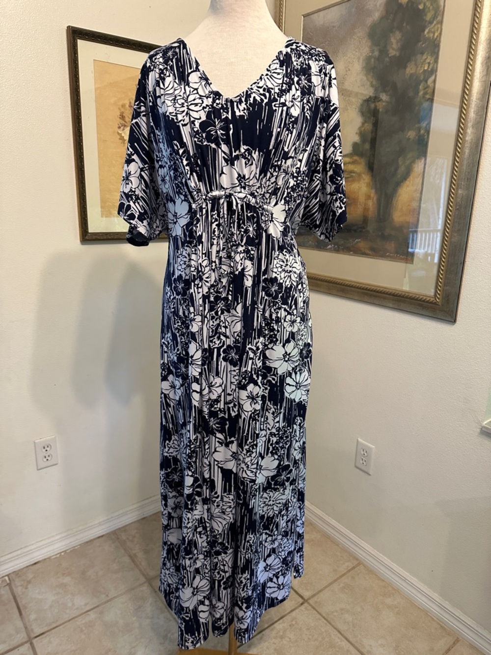 Ellen Tracy Women's Navy/ White Floral Maxi Dress w/Drawstring Waist Size XL